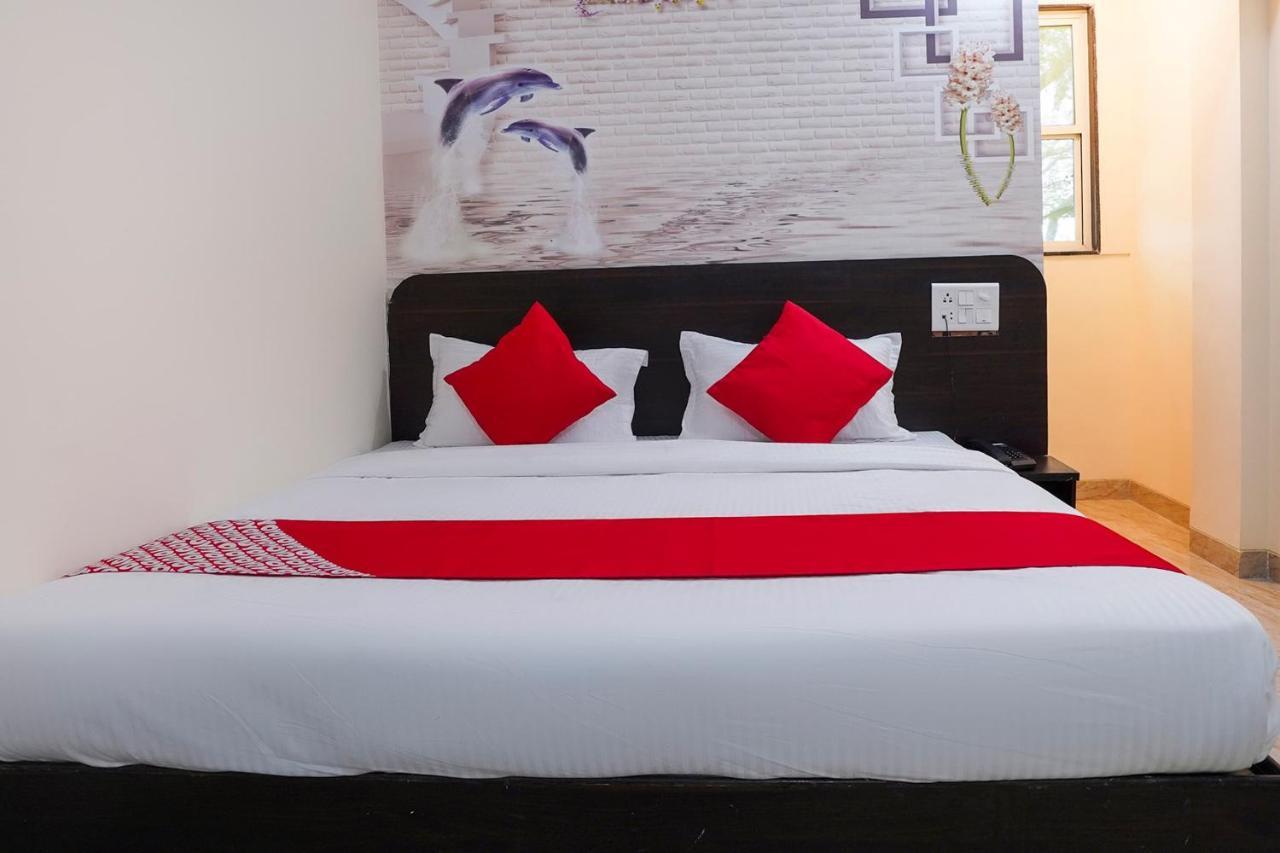 Oyo Flagship 68474 Hotel Viraj Pune Exterior photo